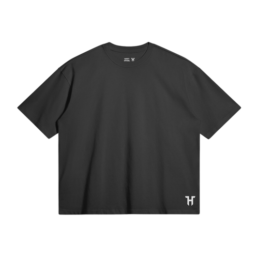 "CHILLING IN THE PADDOCK" OVERSIZED T-SHIRT