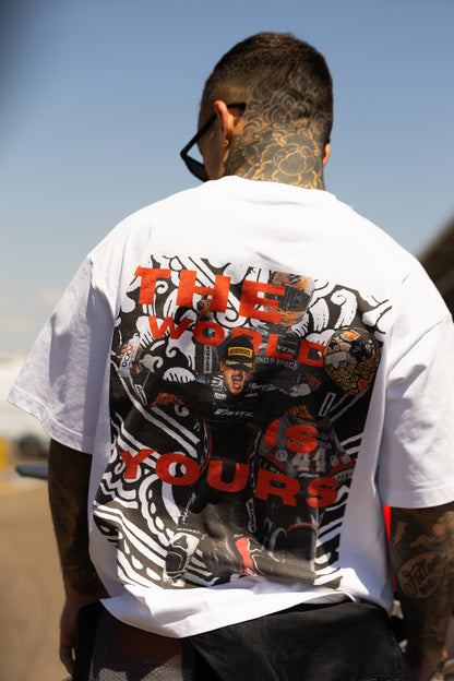 WHITE 'THE WORLD IS YOURS' OVERSIZED T-SHIRT
