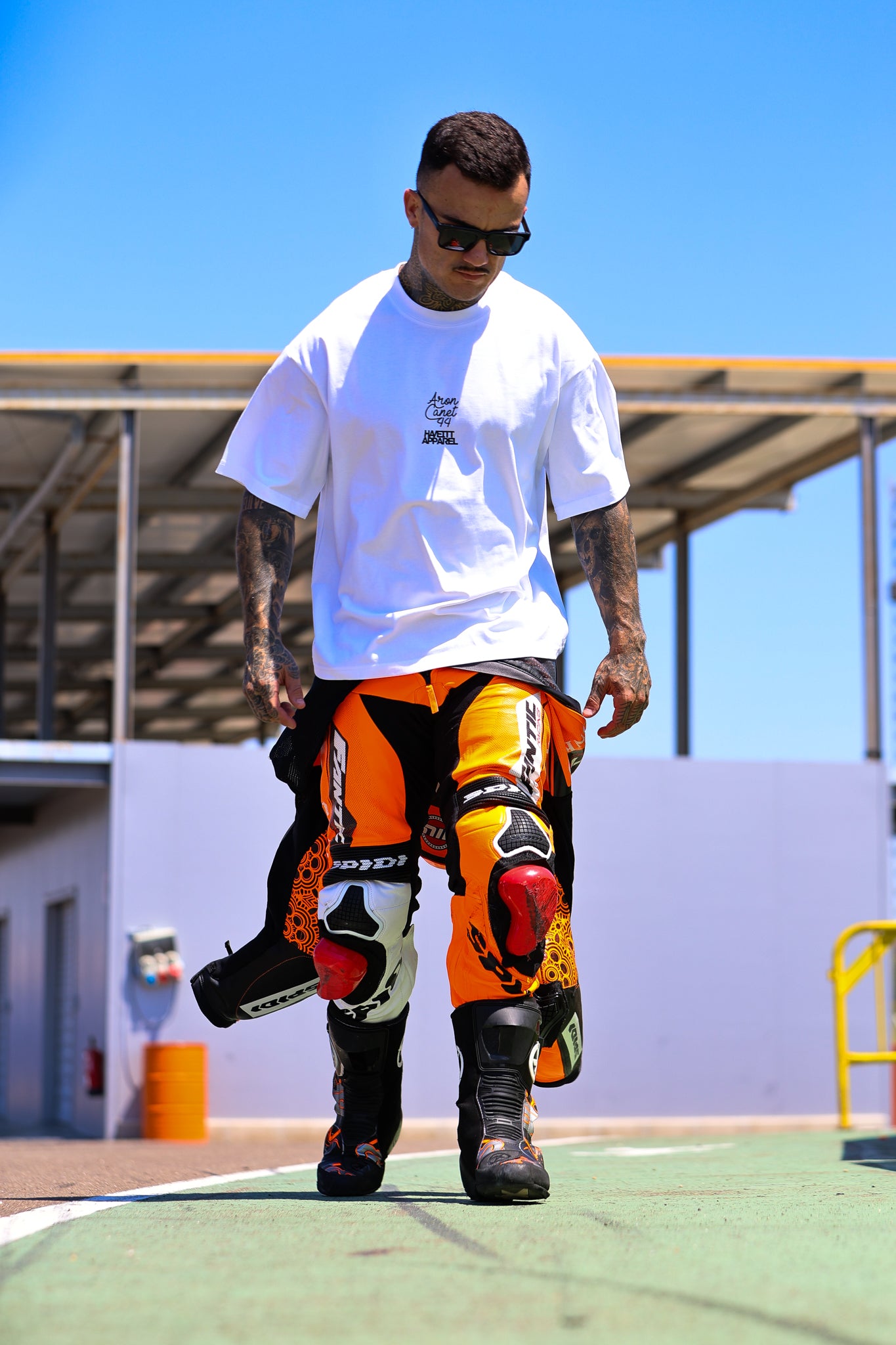 WHITE 'AUTHENTICITY MARKED' OVERSIZED T-SHIRT